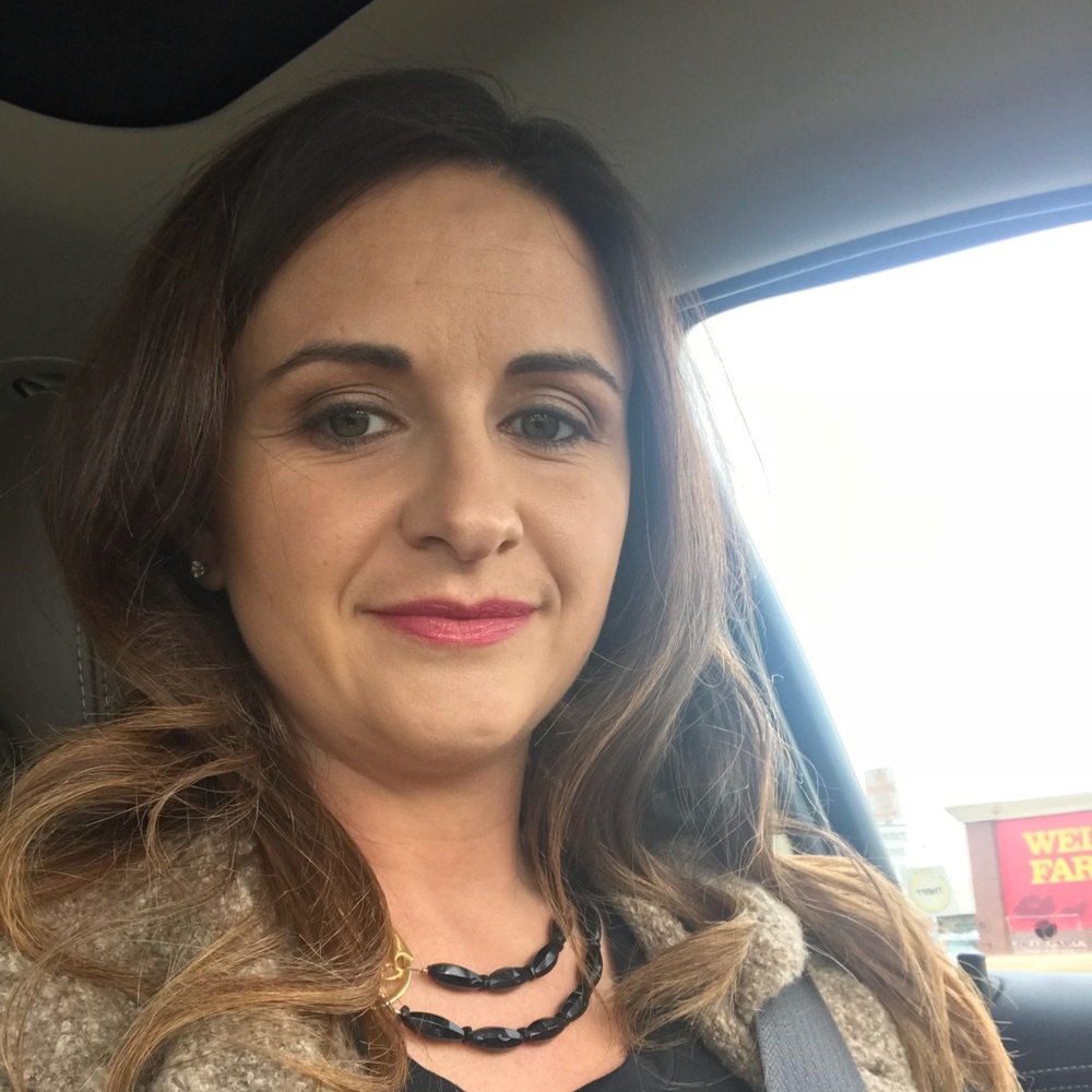 Meet your Posher, Danielle